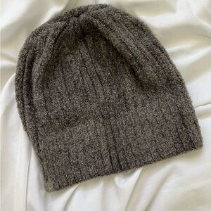 NWT Barefoot Dreams | Cozychic Lite Ribbed Beanie in Carbon